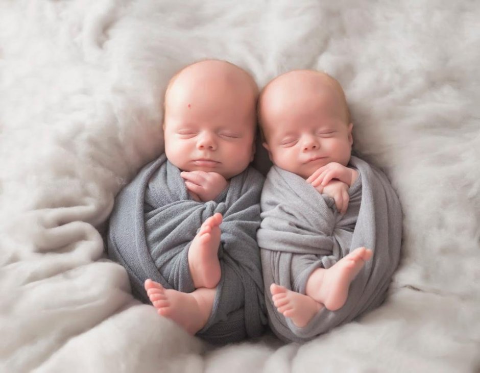 С рождением близнецов