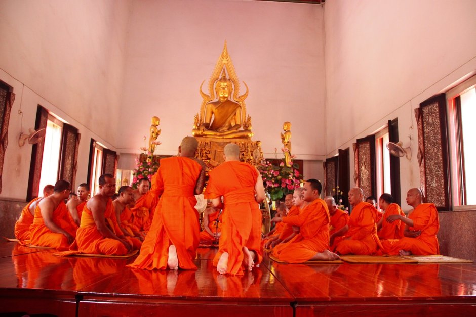 Школа буддизма хинаяна