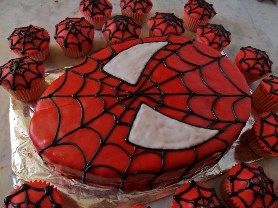 Торт лего человек паук