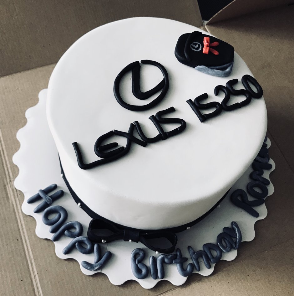 Торт Лексус на день рождения