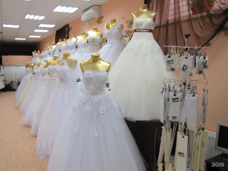 Большие магазины свадебных платьев