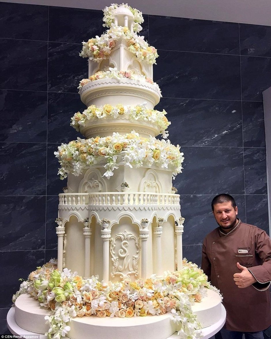 Торт на свадьбу Ксении Бородиной