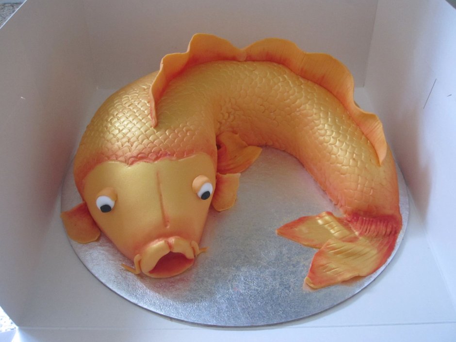 Торт с золотой рыбкой для мужчины