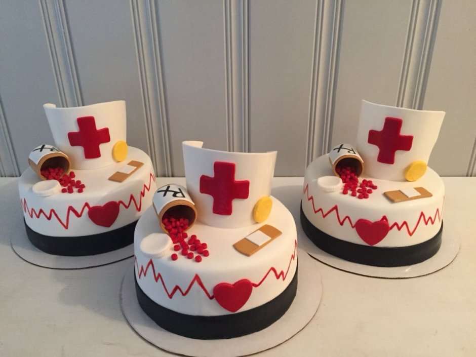 Украшение торта для медсестры