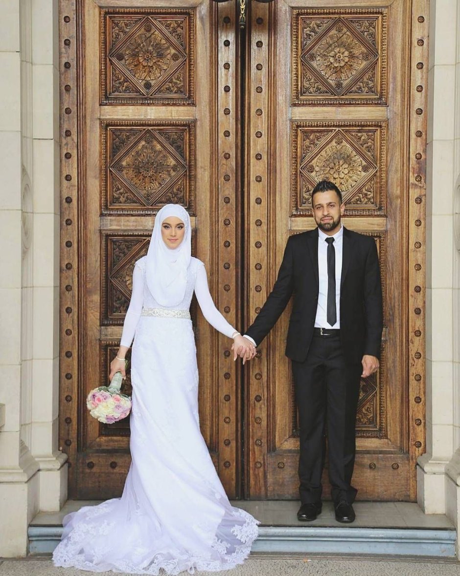 Исламская свадьба в мечети
