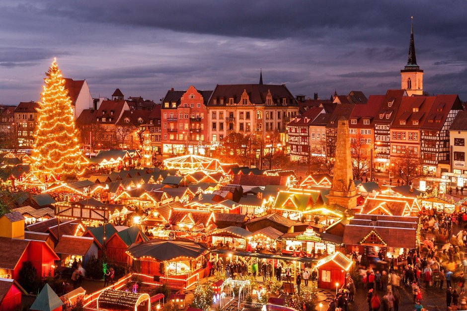 Город йена в Германии Рождественский базар