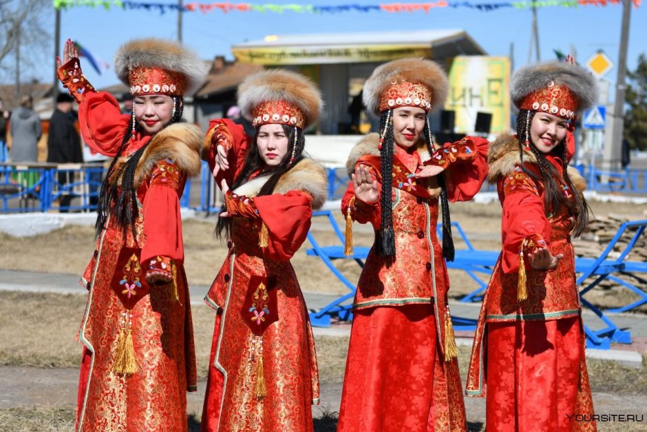 Национальная одежда хакасов народа