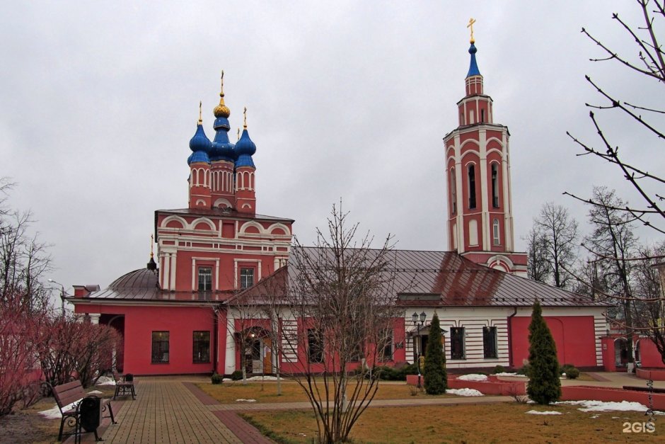 Церковь Рождества Богородицы в Путинках (стиль: Дивное Узорочье)