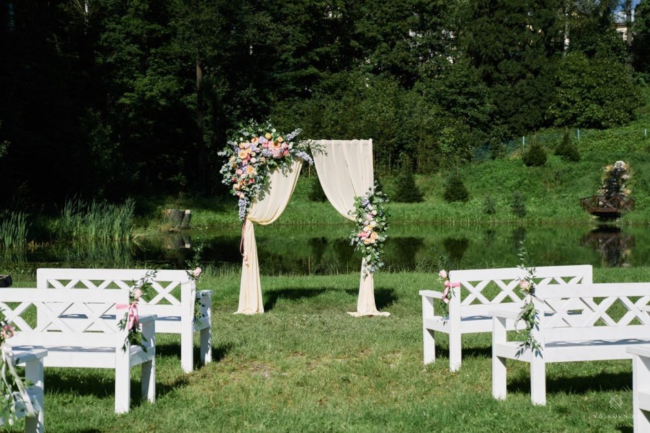 Свадебные арки для выездной церемонии