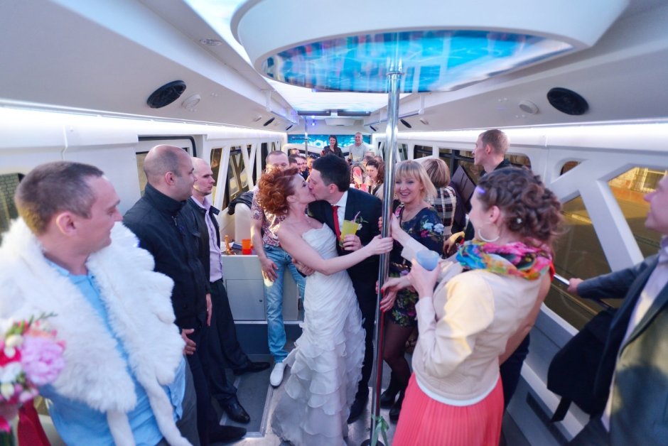Party Bus на свадьбу