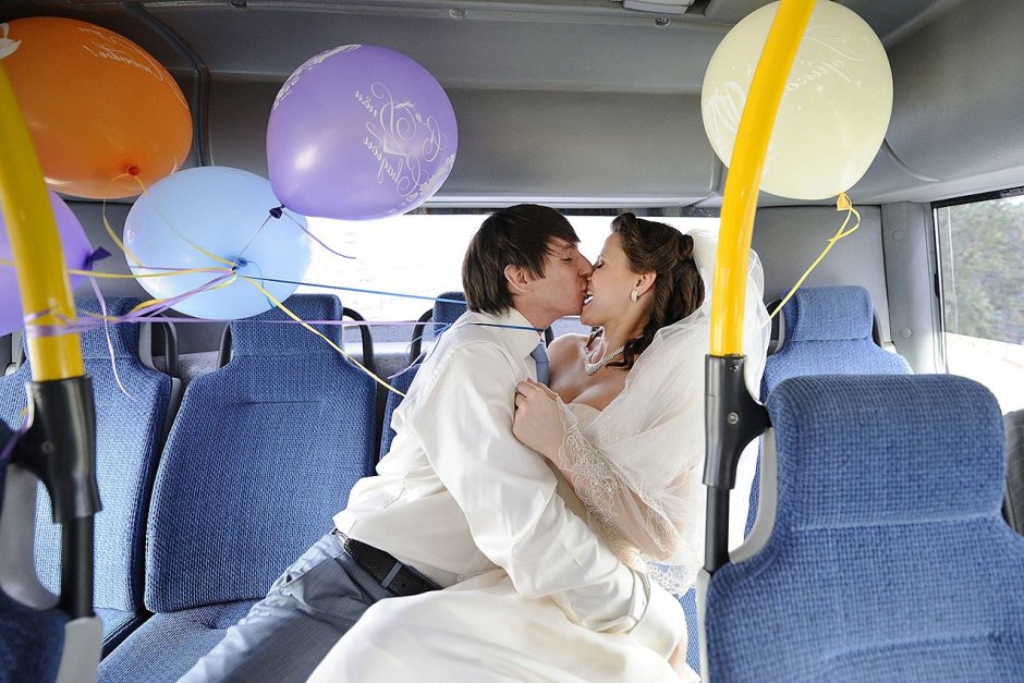 Поцелуй в автобусе