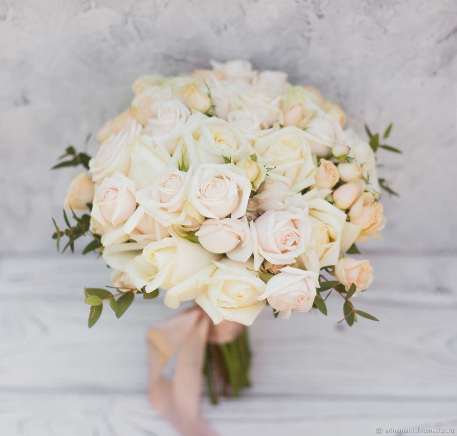 Букет невесты с пудровыми розами