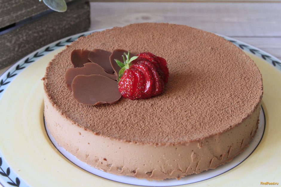 Шоколадный муссовый торт без выпечки