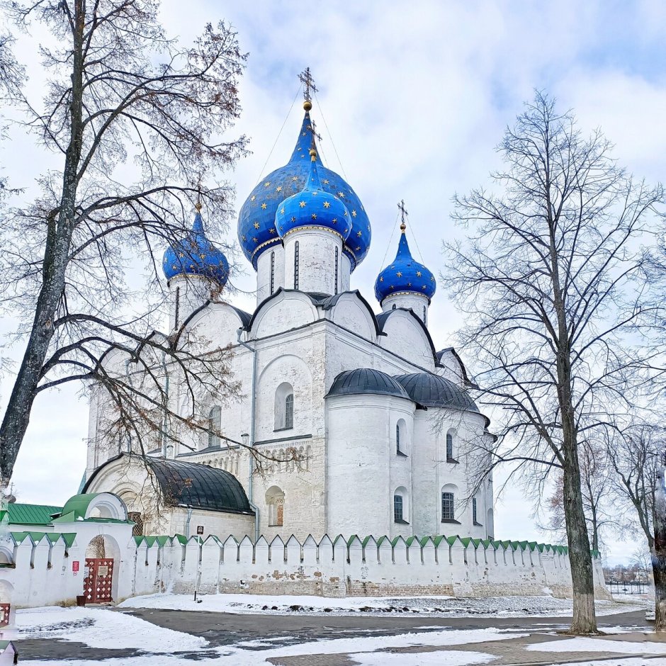 Киево-Печерская Лавра Успенский собор внутри