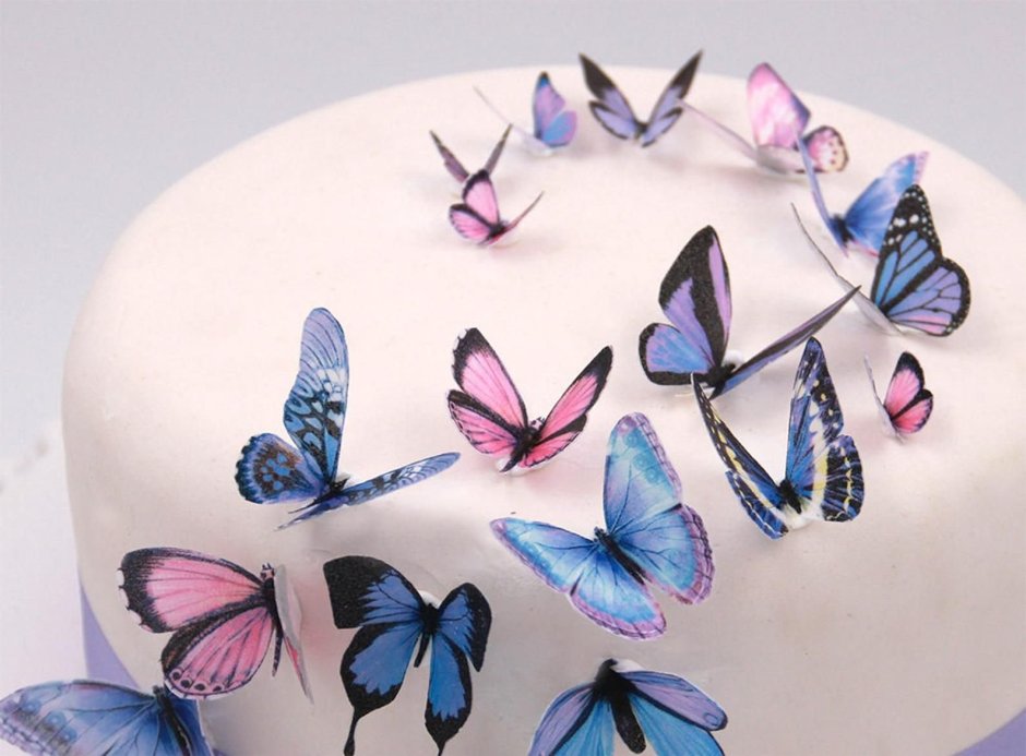 Сиреневый торт с бабочками