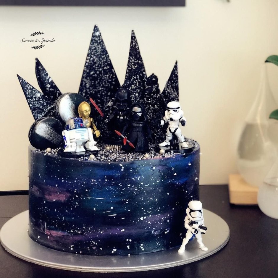 Как украсить торт звездами