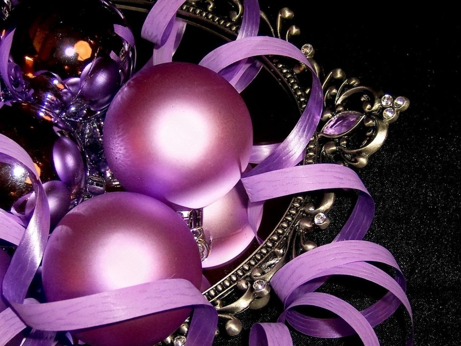 Новый год в фиолетовых тонах