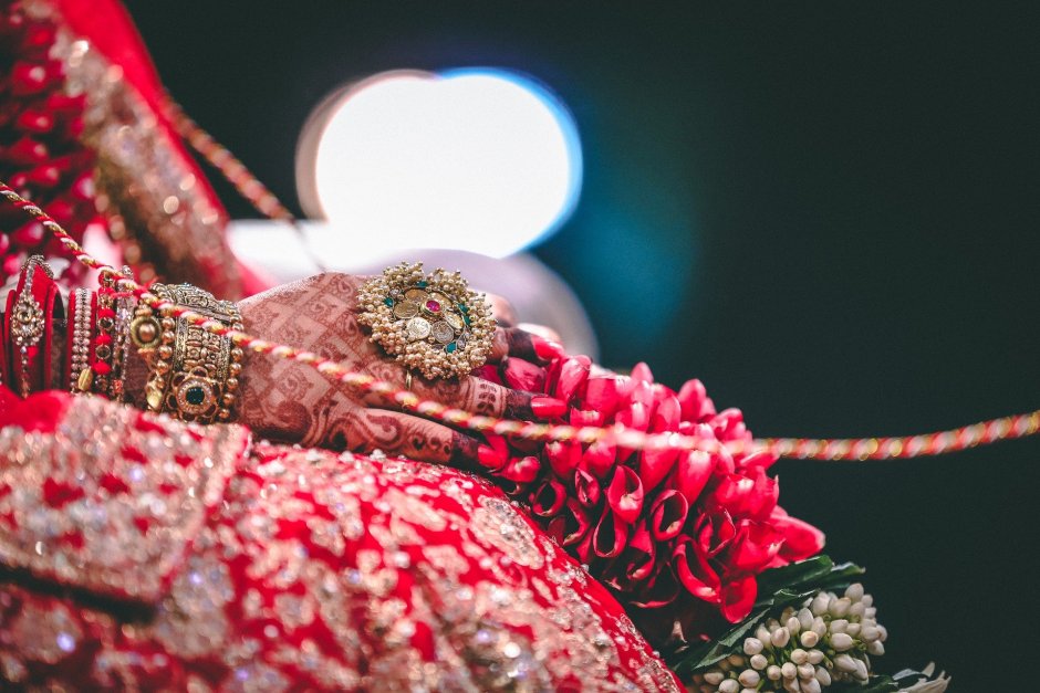 Индийское Сари красное свадебное
