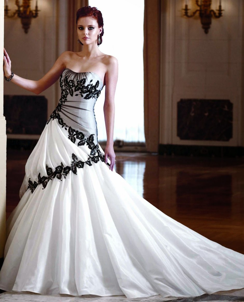 Готическое свадебное платье