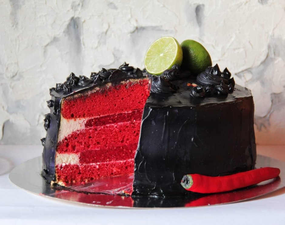 Черно красный торт