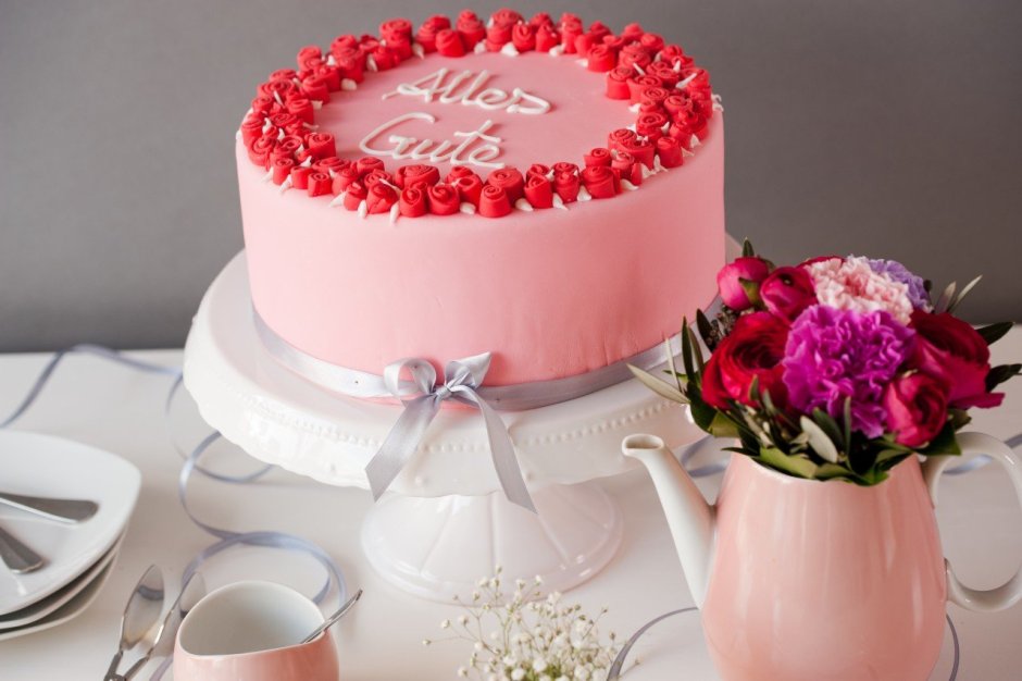 Открытки с днём рождения торт и цветы
