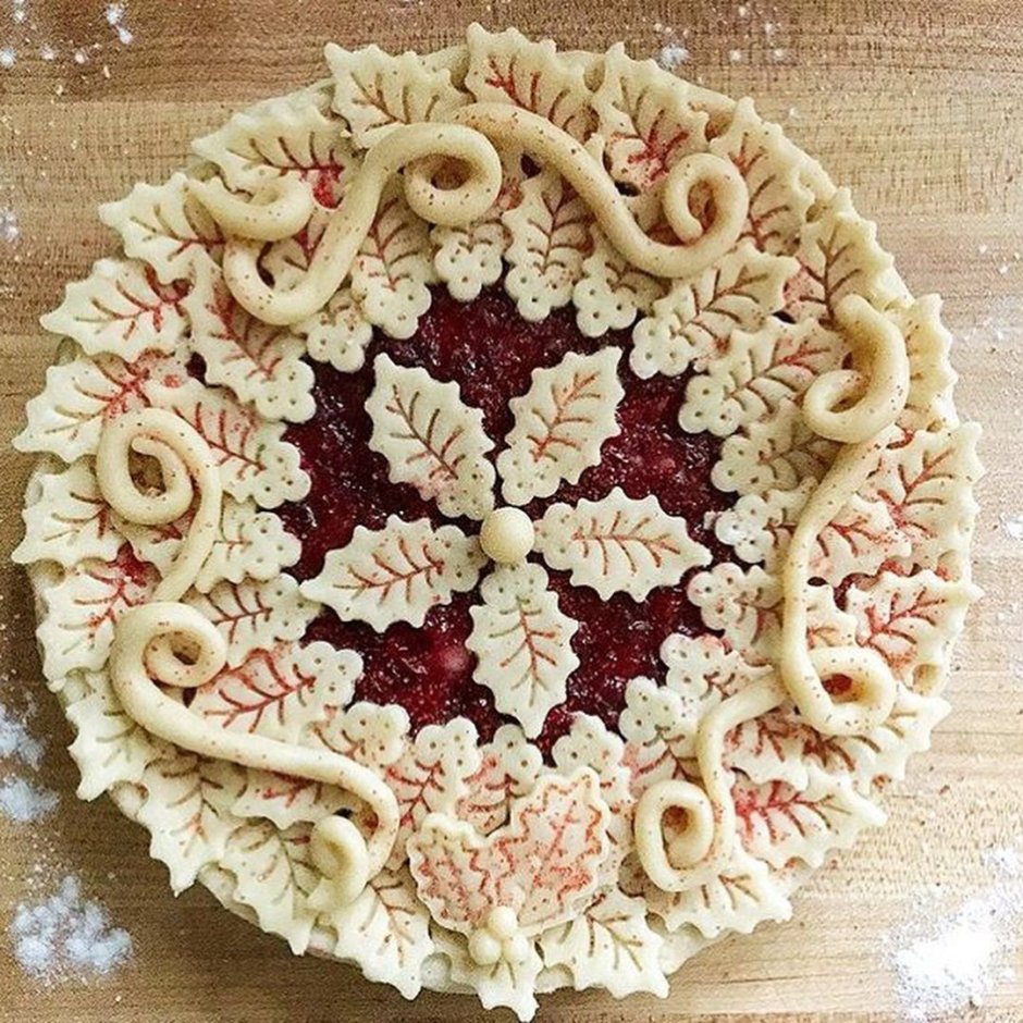 Красивое украшение пирога