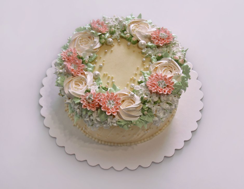 Торт цветочный венок