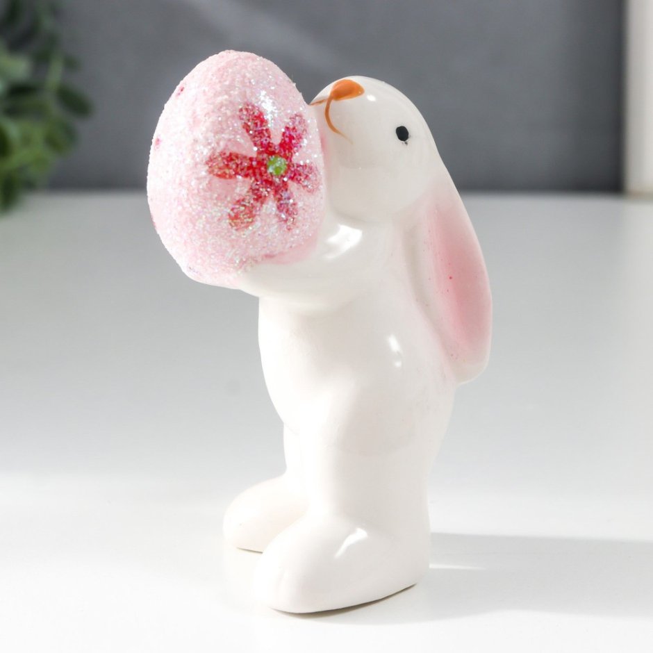 Керамическая фигурка зайца