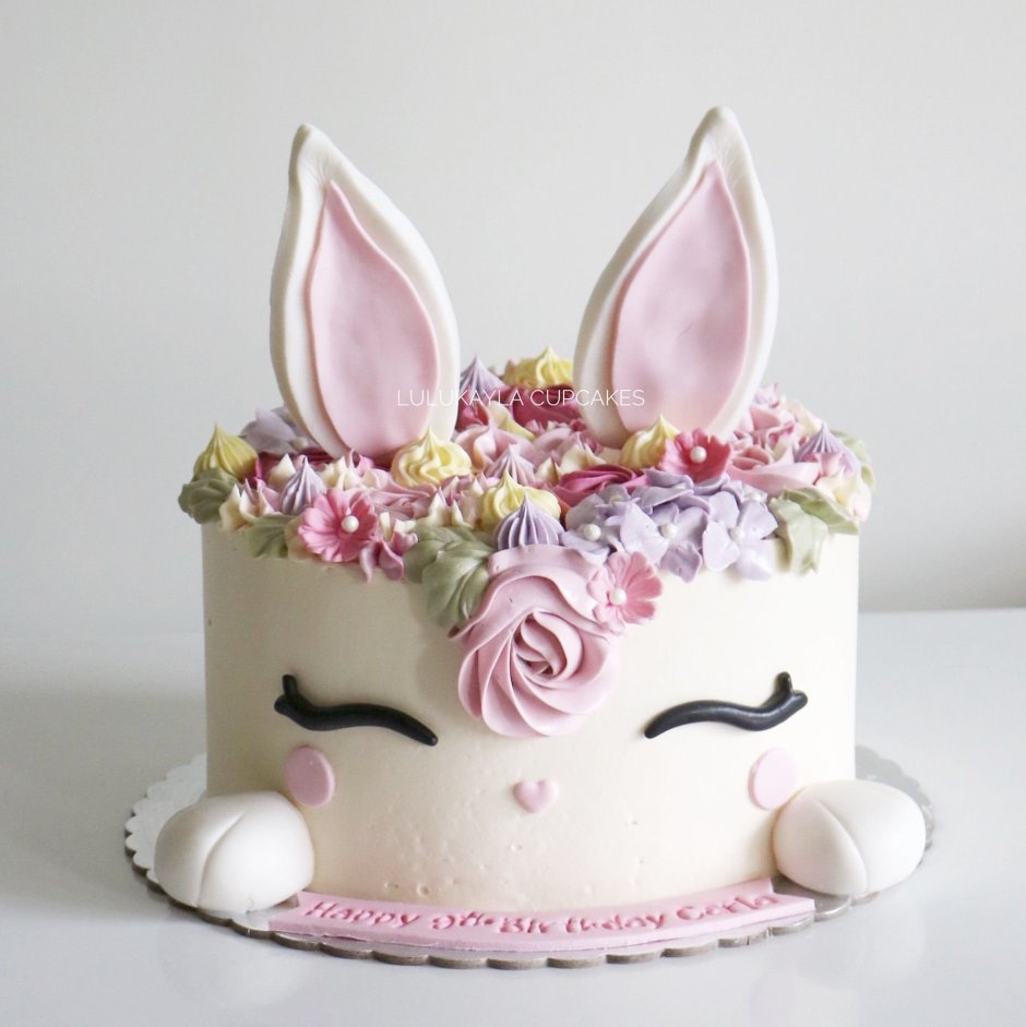 Декор торта для девочки кролики