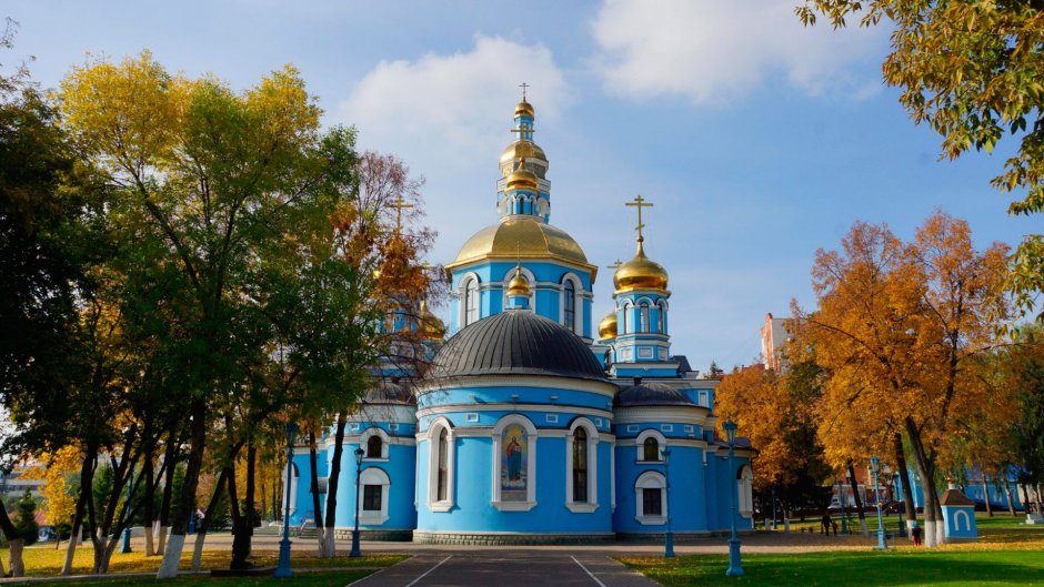 Москва. Церковь Рождества Богородицы на стрелке