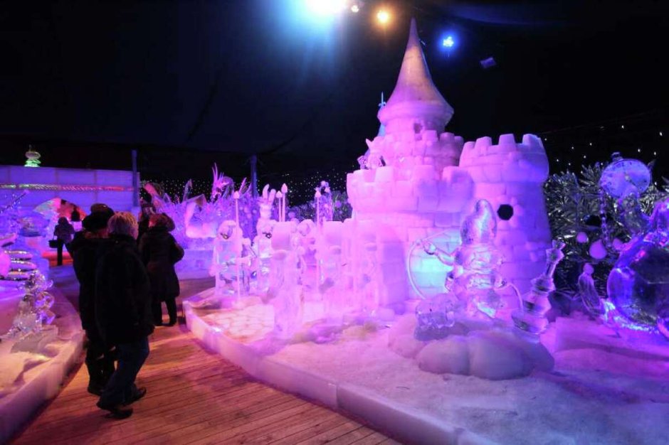 Фестиваль снежных и ледовых скульптур в Финляндии