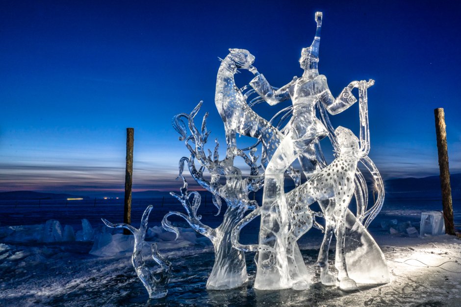 Фестиваль ледяных скульптур на Байкале