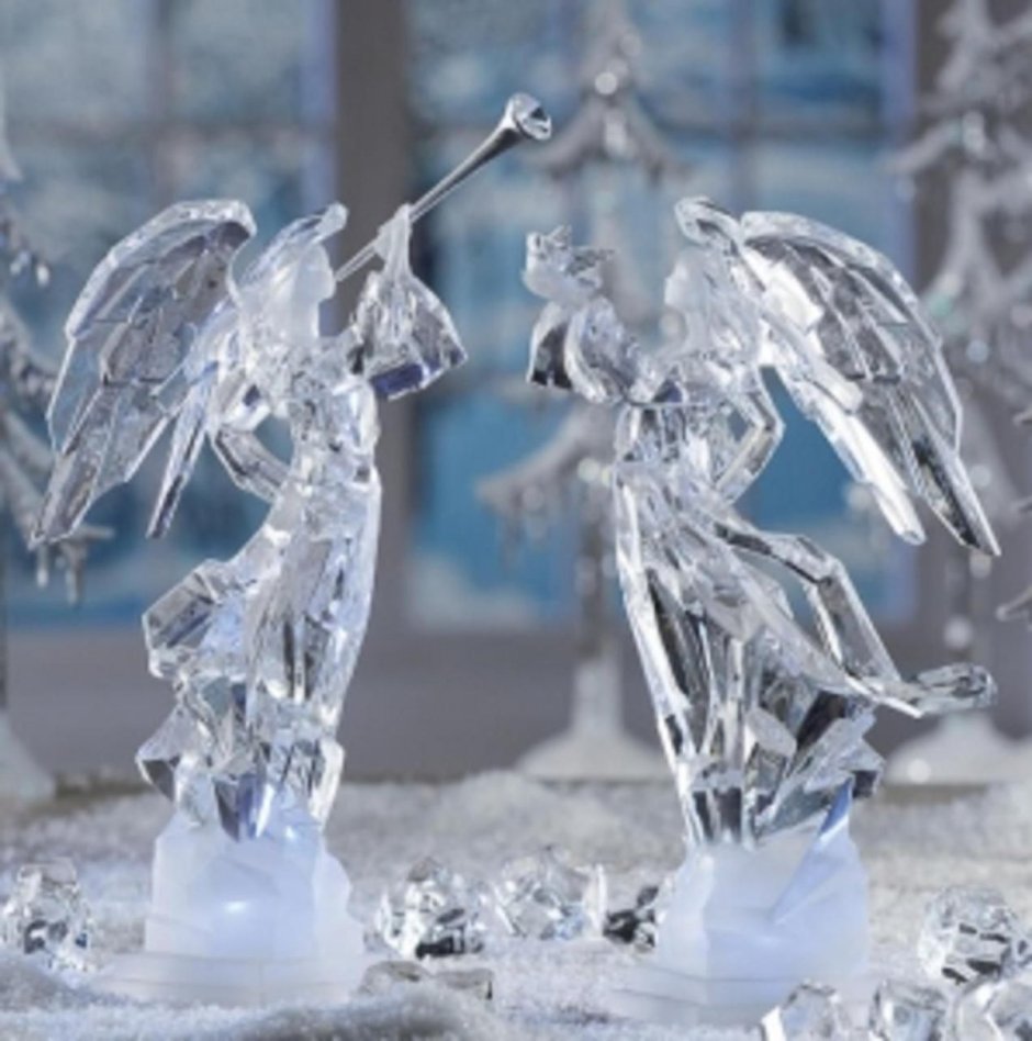 Ледяная скульптура на Рождество