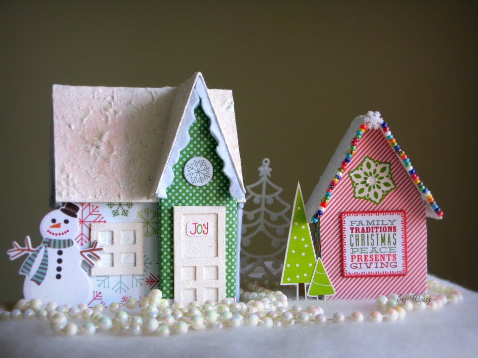 Рождественский домик из картона и бумаги