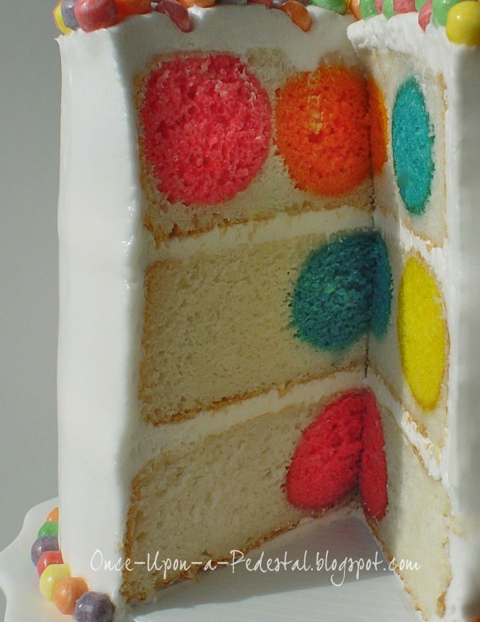 Торт из цветных коржей