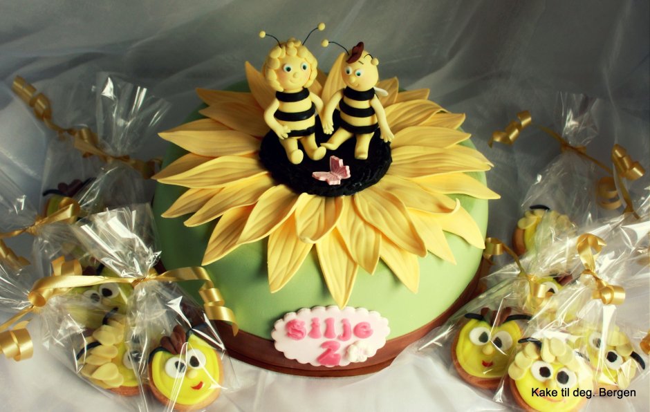 Торт Пчелка жу жу 1 годик