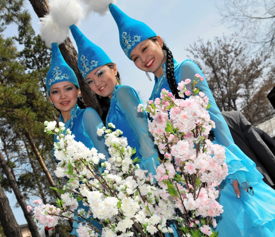 Национальная одежда Казахстана