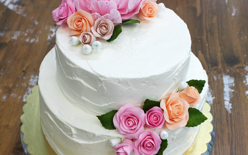 Торт свадебный двухъярусный кремовый