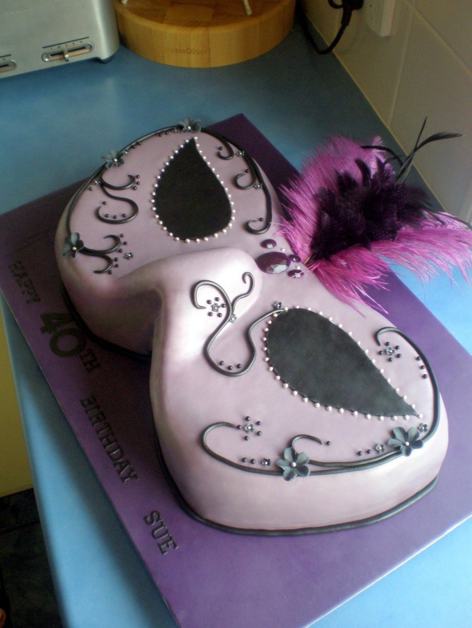 Торт в стиле маска