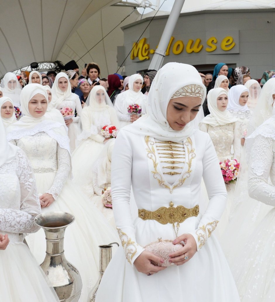 200 Свадеб в Грозном