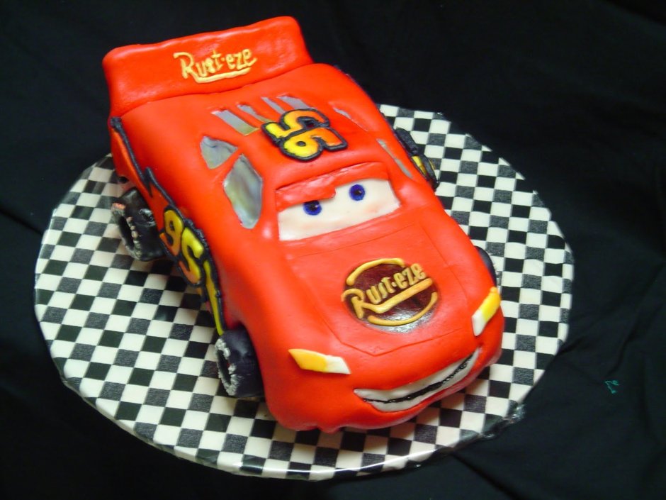 Cars2 Cake Design
