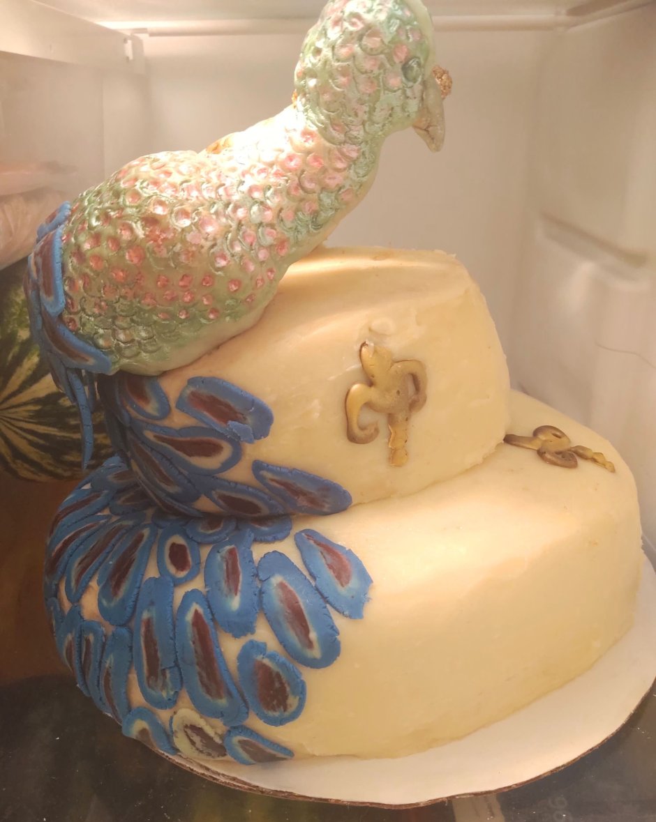 Торт с павлином на день рождения