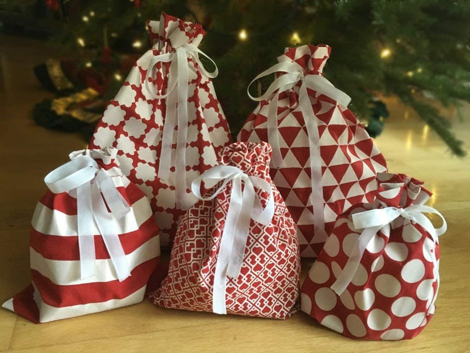 Новогодний мешок для подарков из фетра
