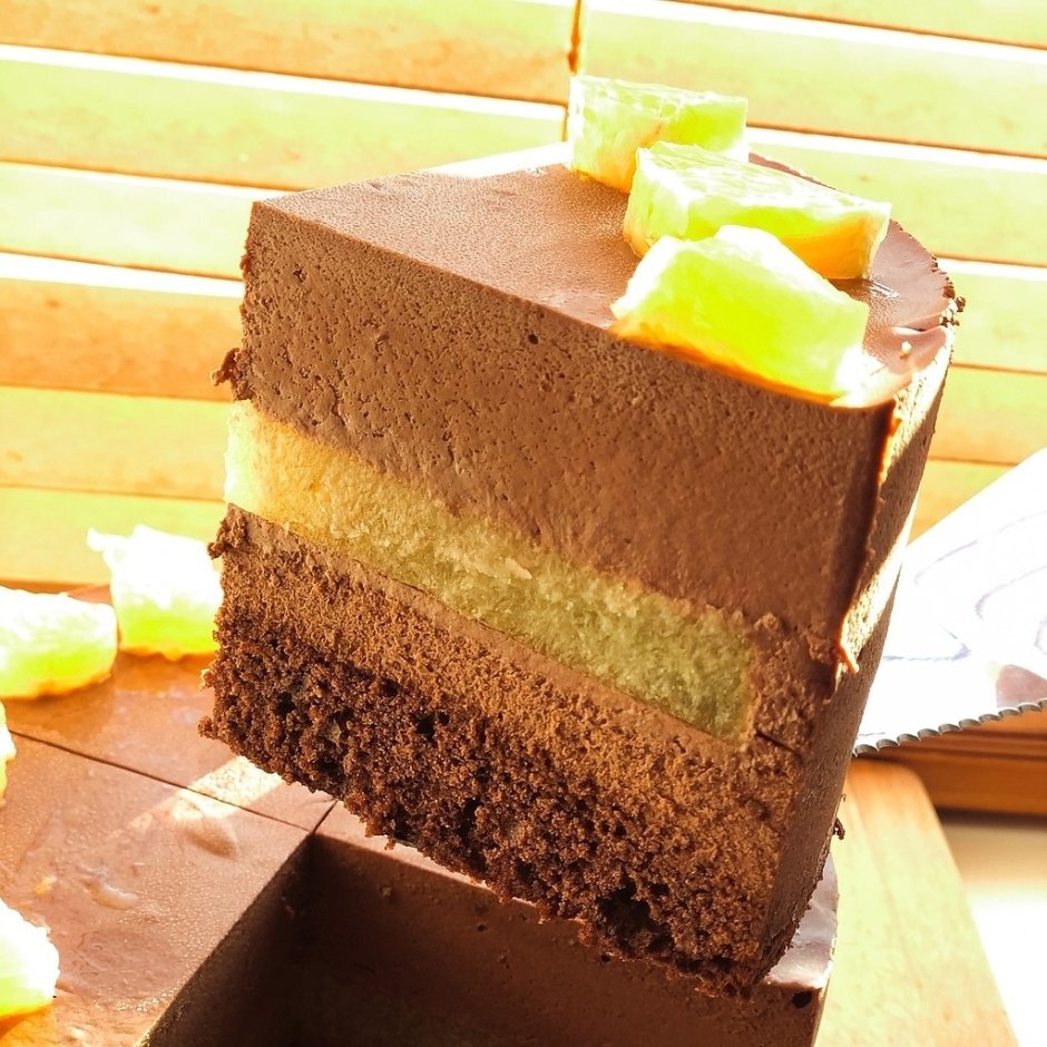 Шоколадно-апельсиновый муссовый торт