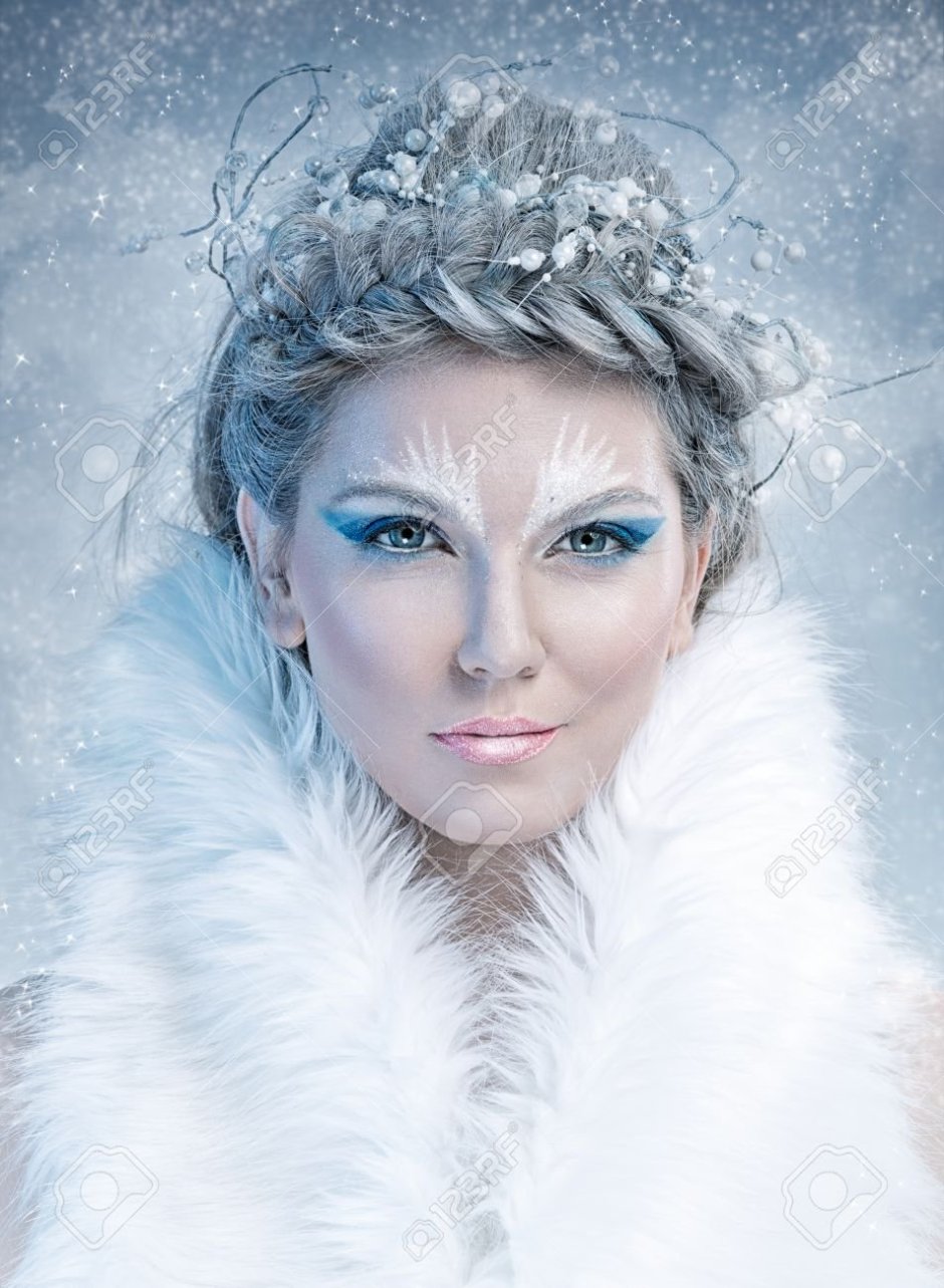 Новогодний макияж Снегурочки