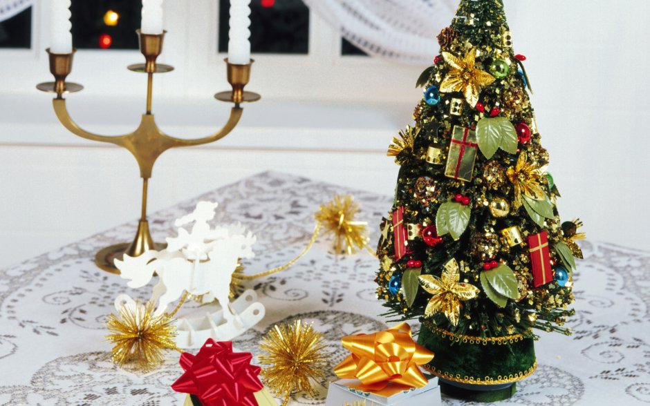 Новогодняя елка декоративная на стол