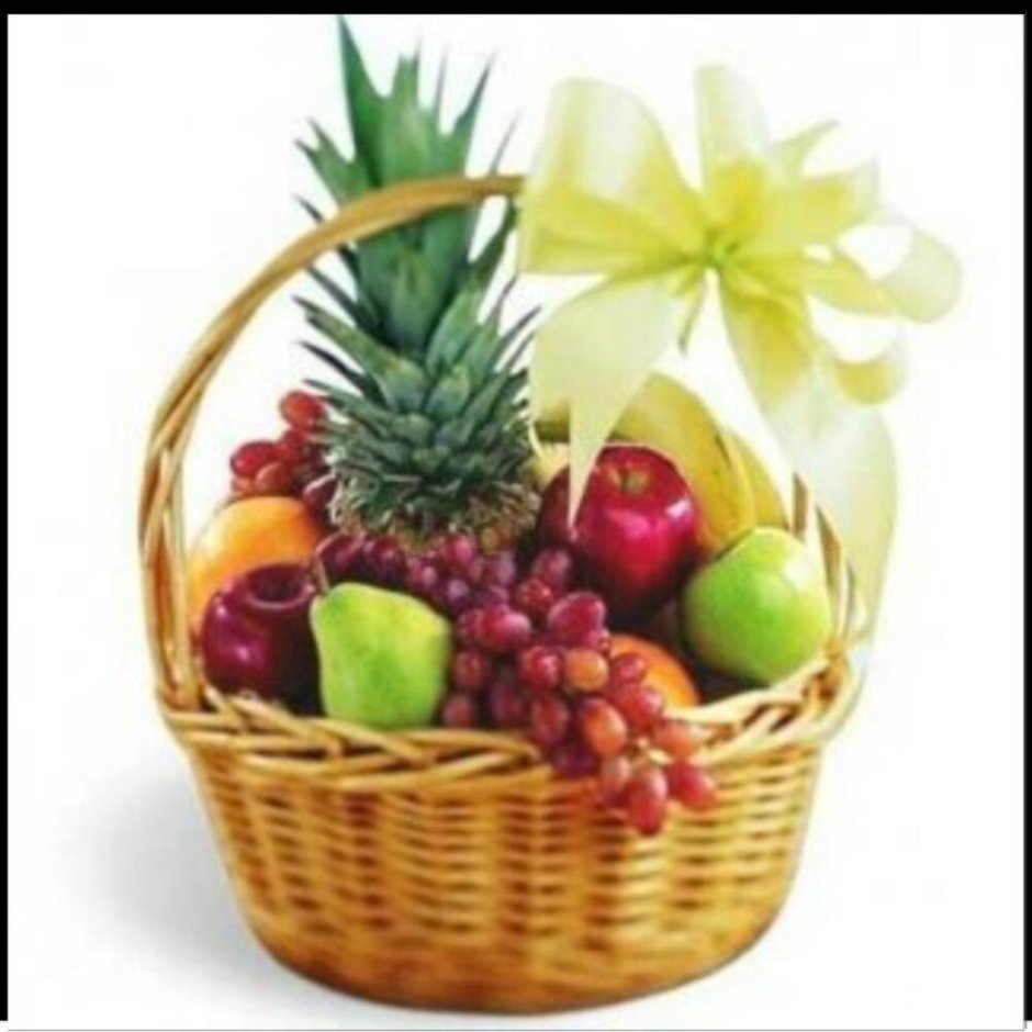 Корзина с фруктами и цветами