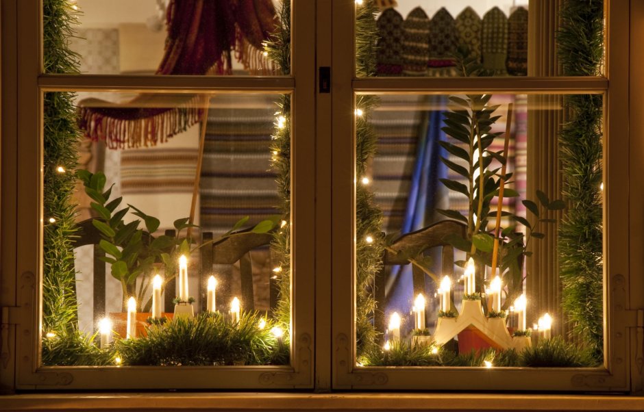 Свечи на окно Рождественские