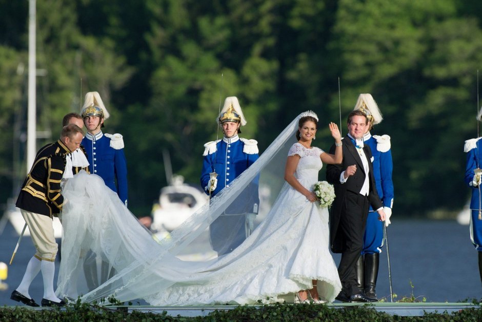 Шведский свадебный наряд