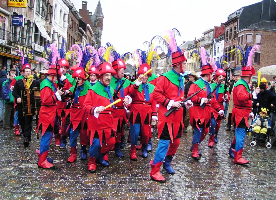 Карнавал в Бельгии в Бенше